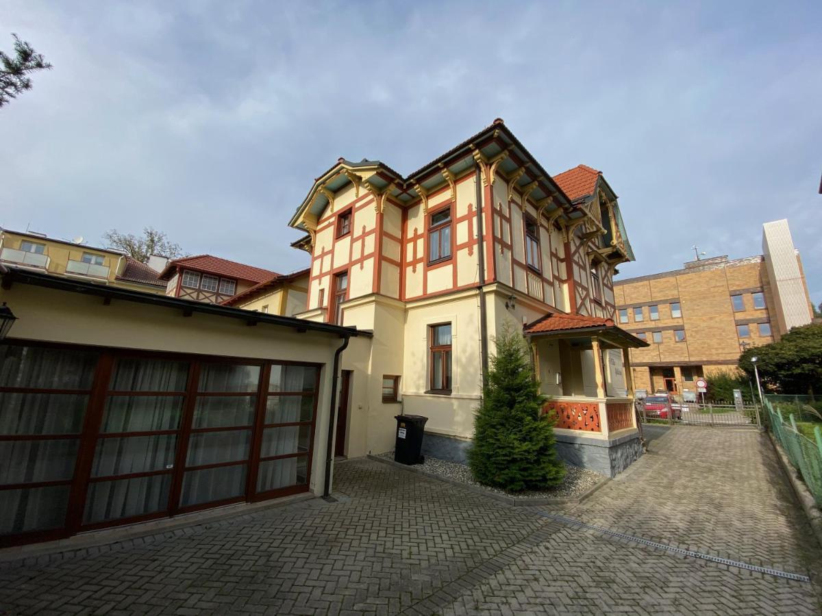 Vila Bellevue Luhacovice Ngoại thất bức ảnh