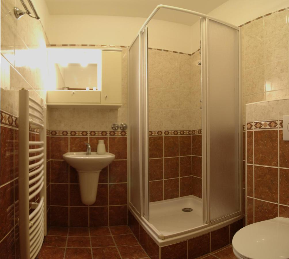 Vila Bellevue Luhacovice Ngoại thất bức ảnh